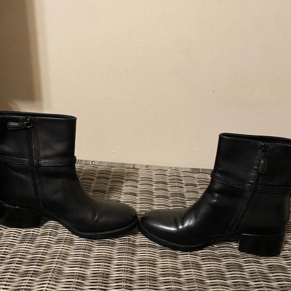 Womens Tory Burch black leather ankle booties - Picture 3 of 11